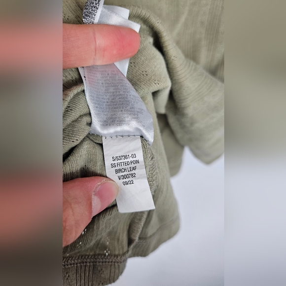 Old Navy Green Top Women's Size S - Picture 5 of 5